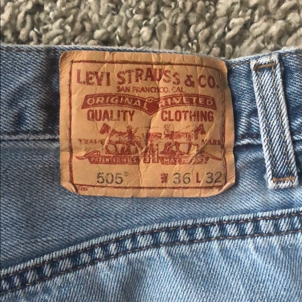 Men’s Levi’s 505 light blue jeans W36 L32 - Picture 2 of 7